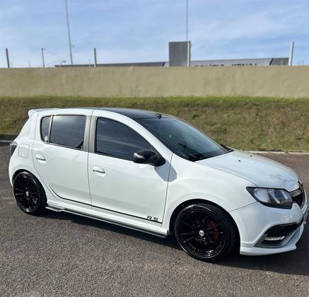 RENAULT SANDERO 2.0 16V HI-FLEX RS MANUAL RENAULT SANDERO 2.0 16V HI-FLEX RS MANUAL